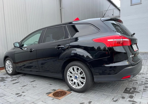 Ford Focus cena 26990 przebieg: 138000, rok produkcji 2015 z Żary małe 121